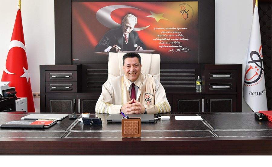 OKÜ Rektörü Prof. Dr.Turgay Uzun görevine başladı