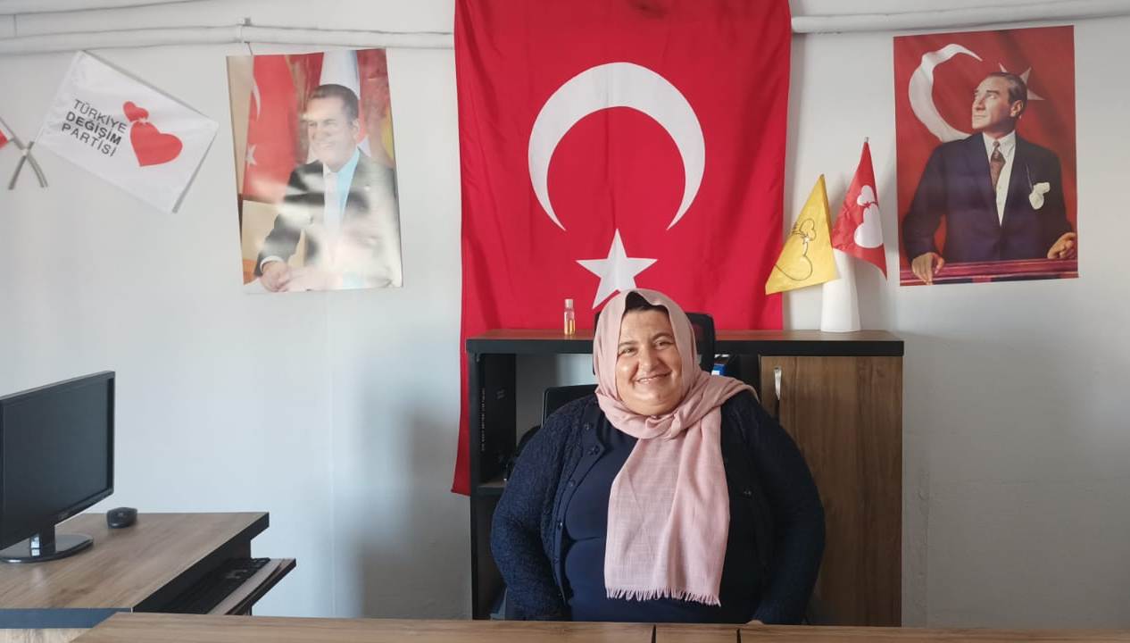 TDP Toprakkale ilçe Başkanı Leyla Hiç güven tazeledi