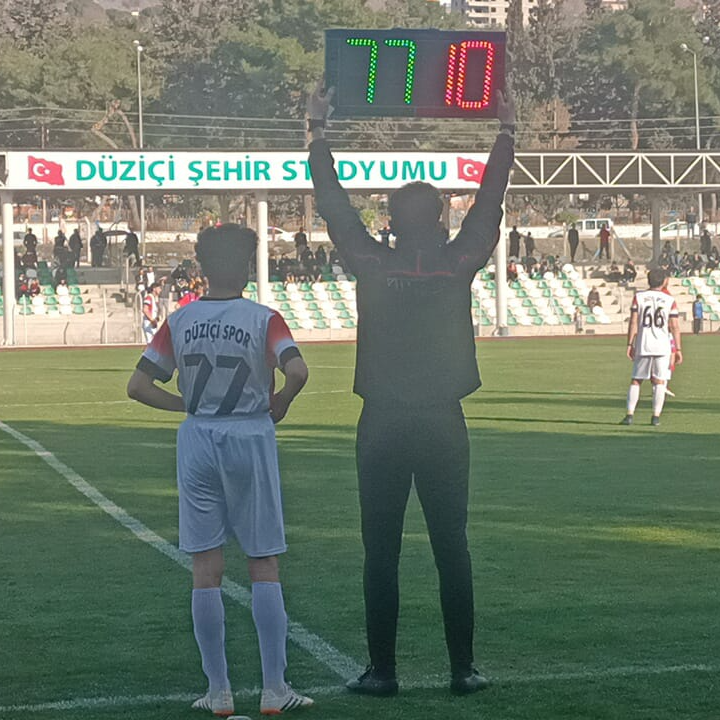 Düziçispor FK Balda en genç sporcu oynatan takım oldu