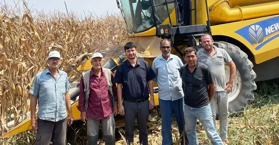 Saygılı çiftçiler sorularını dinledi