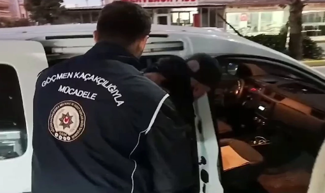 250'yi aşkın göçmen kaçakçılığı organizatöründen 59'unu tutukladı